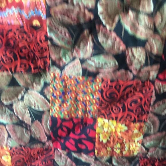 NWT. Hand Crafted Butterflies in Red Quilt - Picture 7 of 16